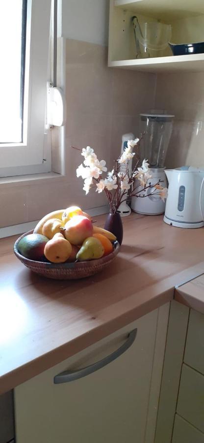 Apartman Mikola With Sea View Trogir Kültér fotó