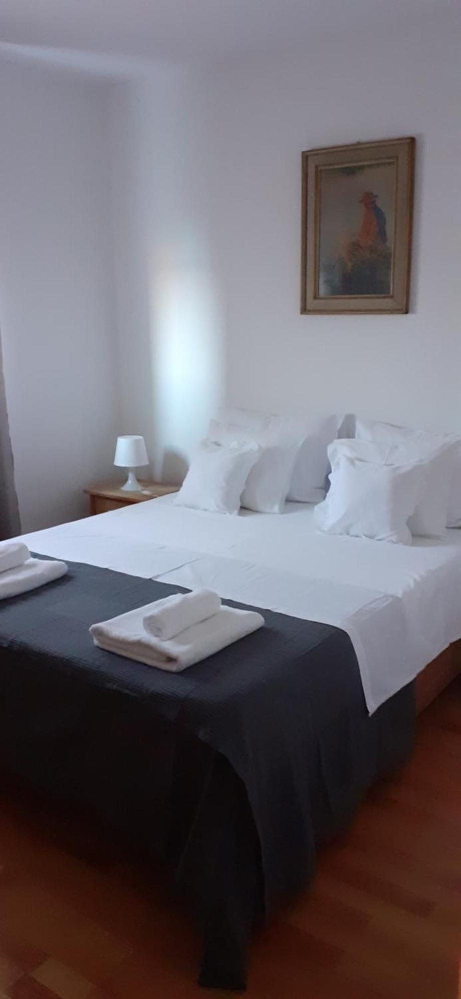 Apartman Mikola With Sea View Trogir Kültér fotó