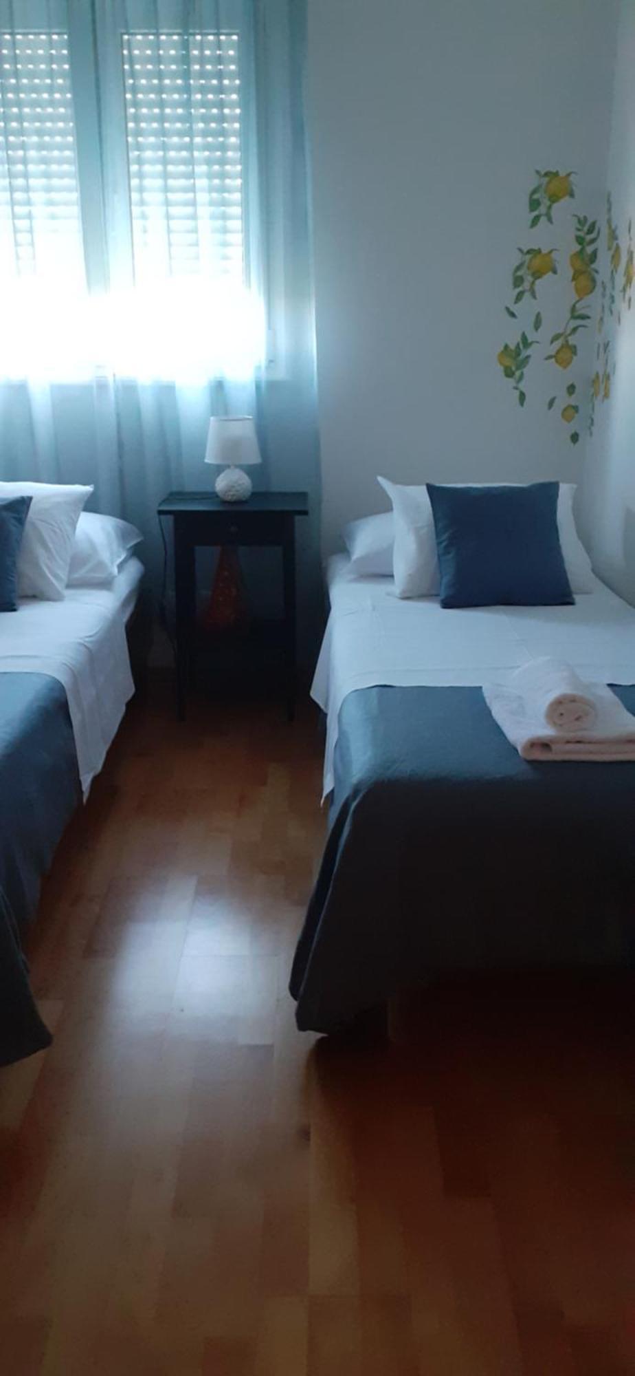 Apartman Mikola With Sea View Trogir Kültér fotó