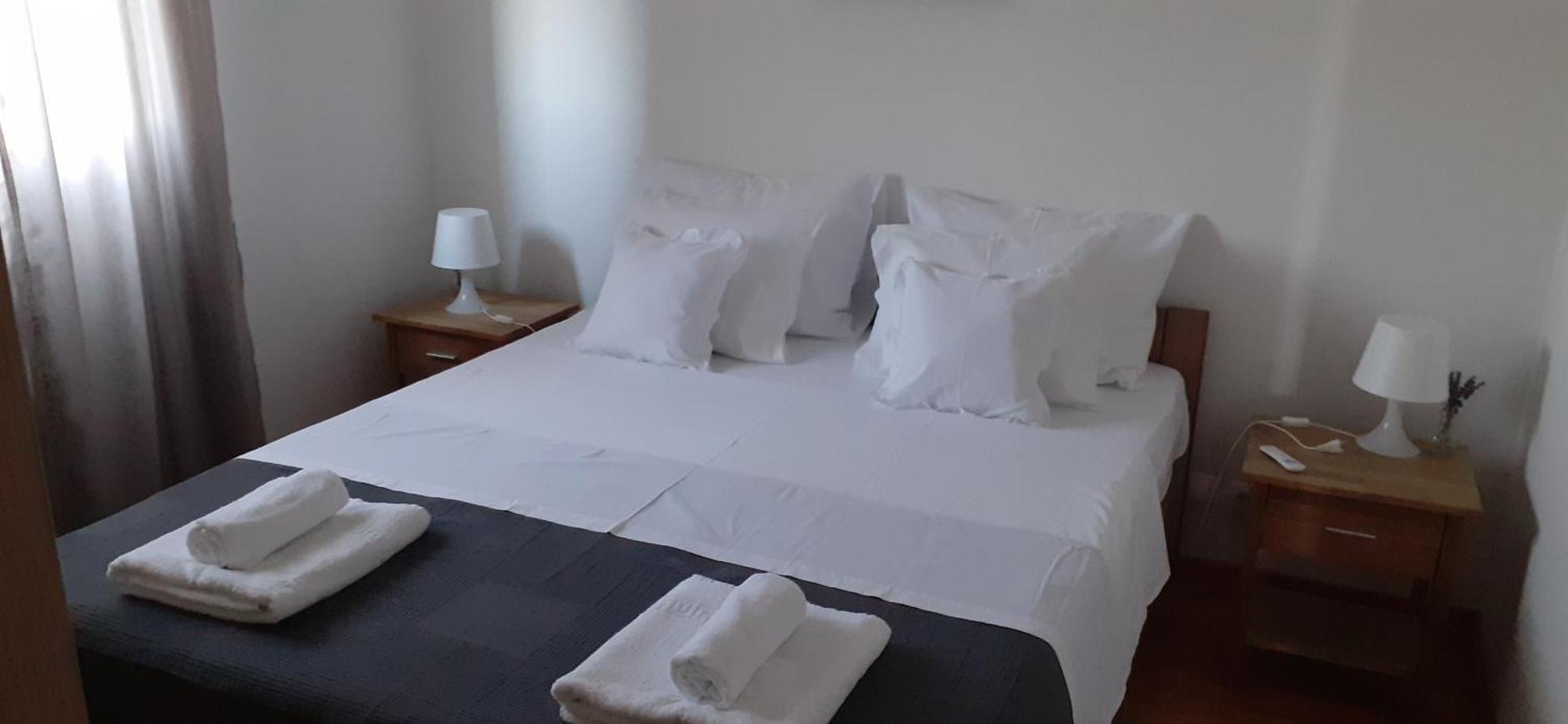 Apartman Mikola With Sea View Trogir Kültér fotó